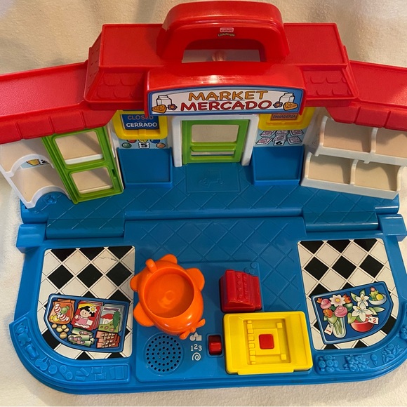 Little People Shop n Learn Market English Spanish numbers shapes colors music - Picture 11 of 16